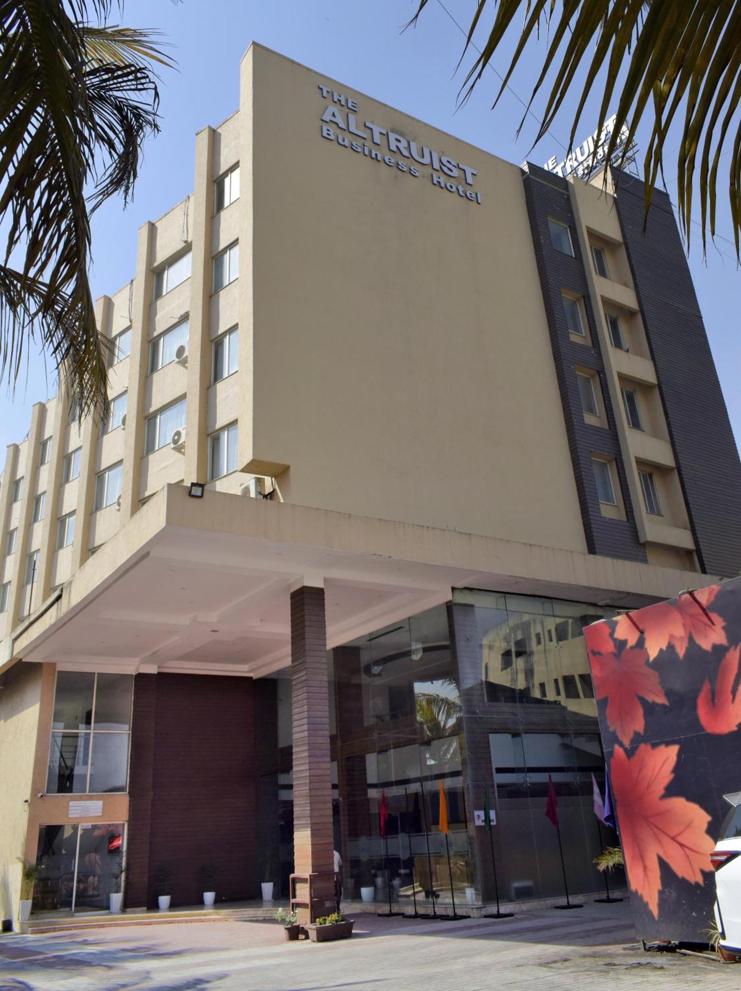 The Altruist Business Hotel Kharadi Poona Buitenkant foto